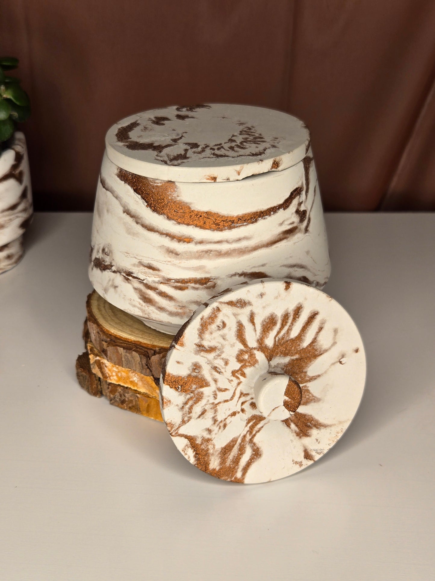 Veil of Embrace - Mahogany Shea Luxury Cement Candle (6 oz)