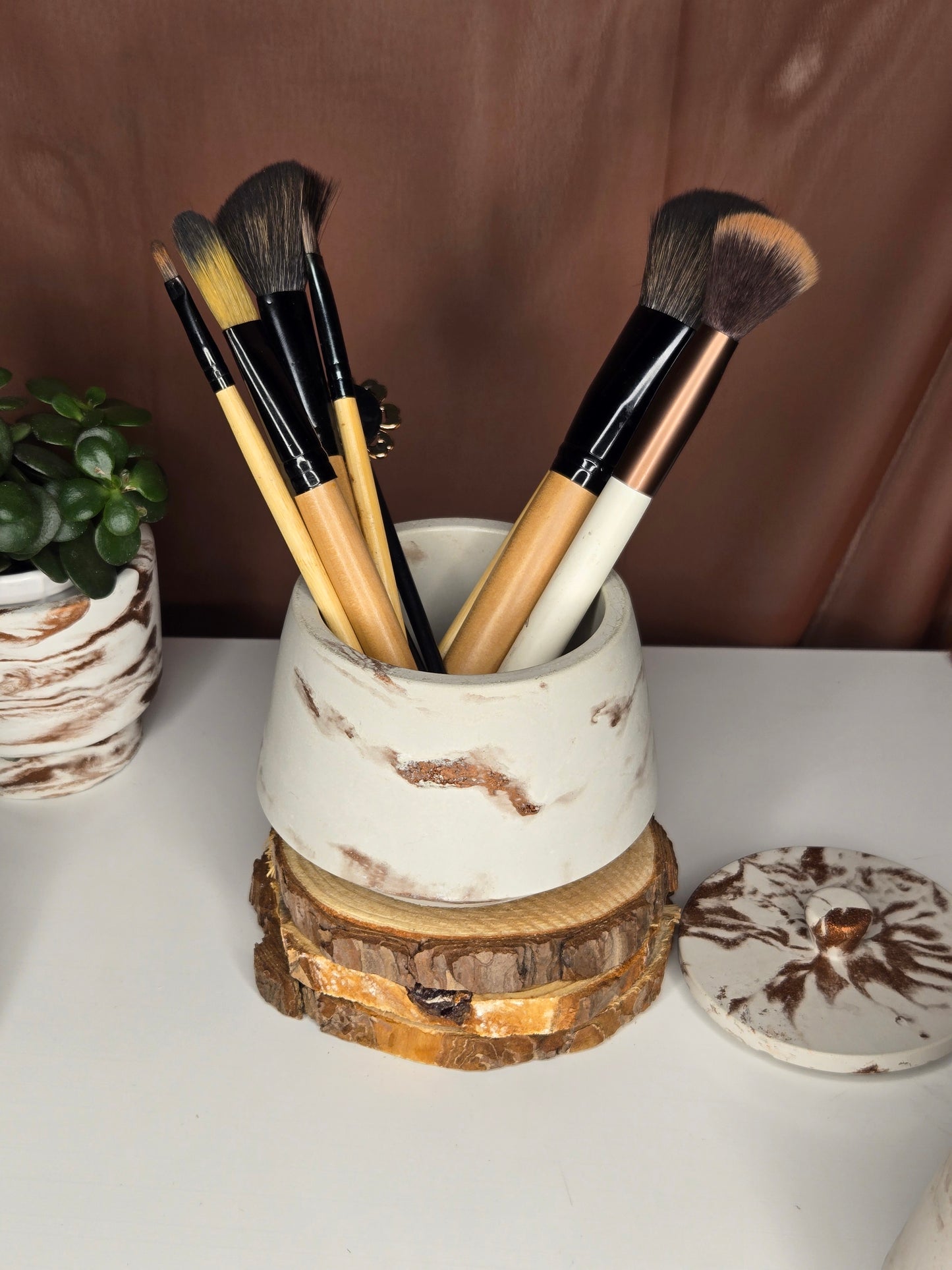 Veil of Embrace - Mahogany Shea Luxury Cement Candle (6 oz)