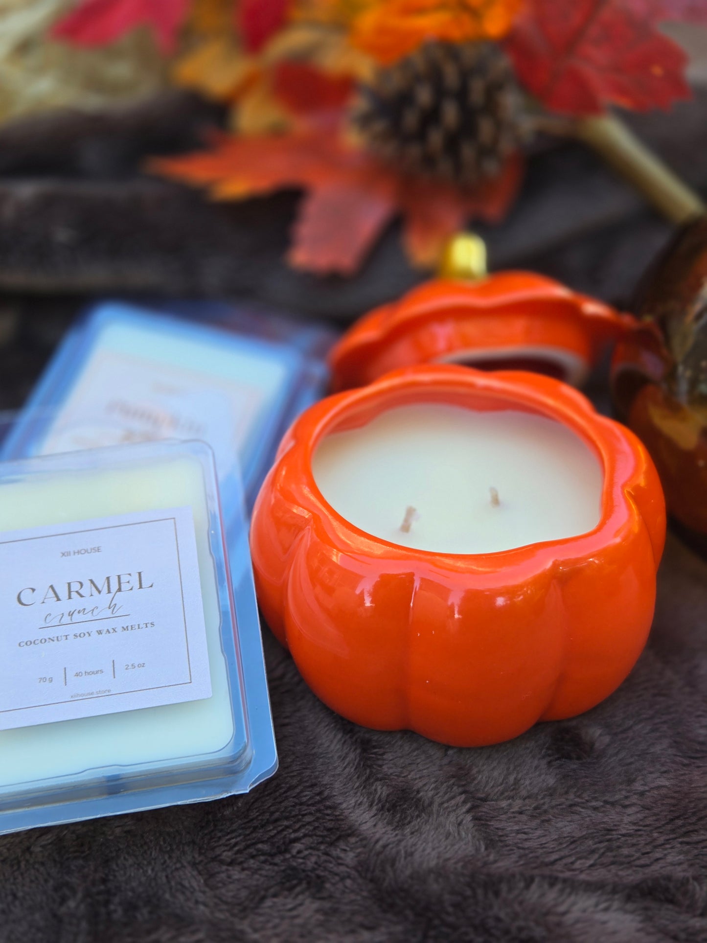 Harvest Veil - Pumpkin Caramel Crunch Ceramic Candle (6 oz)