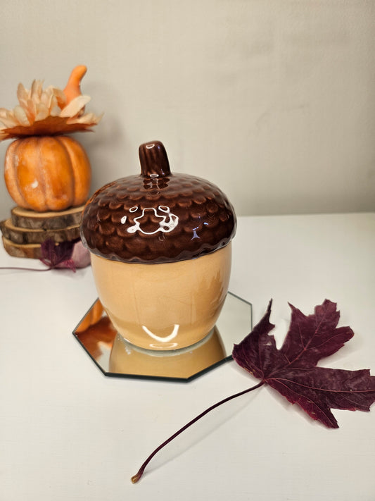 Silver Hollow - Cool Mint, Apple & Oak Ceramic Candle (6 oz)